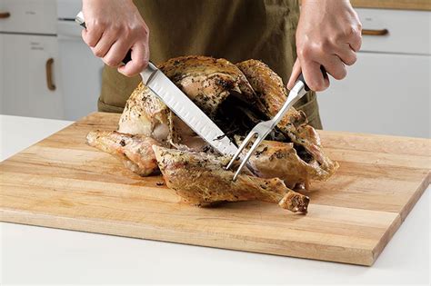 how to carve a turkey