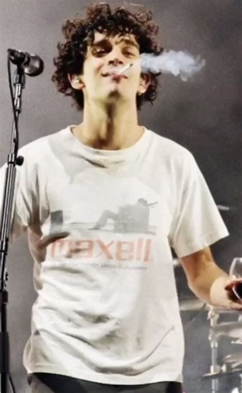 pin by jeanie j on the 1975 matty healy matthew healy the 1975 live