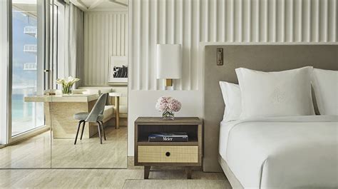 As i'm a four seasons preferred. Four Seasons Hotel at The Surf Club - Miami Hotels ...