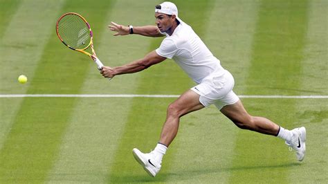 Wimbledon Live Rafael Nadal Ignores Body Language At Wimbledon