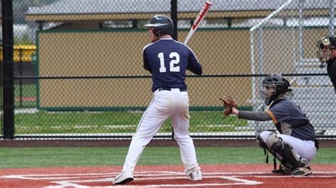 Club Baseball Plays Junior Varsity Team In First Ever Meeting The Ithacan