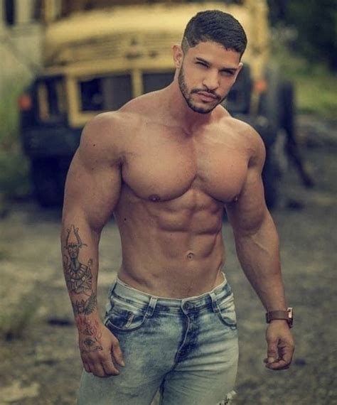 Gay Sexy Muscle