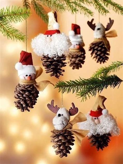 20 Christmas Crafts With Pine Cones Decoomo