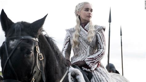 Emilia Clarke Tells Game Of Thrones Fans Episode 5 Is Bigger Than The
