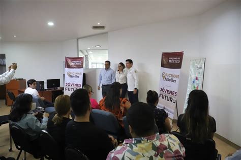 Ofrecen Capacitación Sobre El Programa De Jóvenes Construyendo El