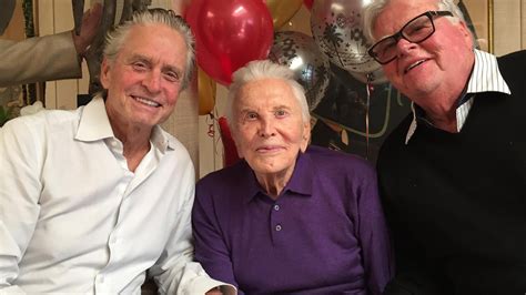 Watch Access Hollywood Interview Kirk Douglas Turns 101 See Photos