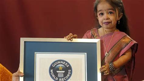 video meet jyoti amge the world s smallest woman guinness world records