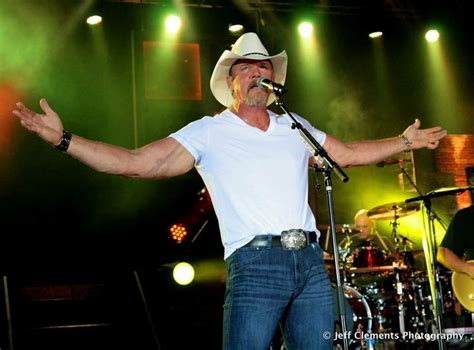 Pin By Vicki Zarate On Trace Adkins Trace Adkins Country Music My Love