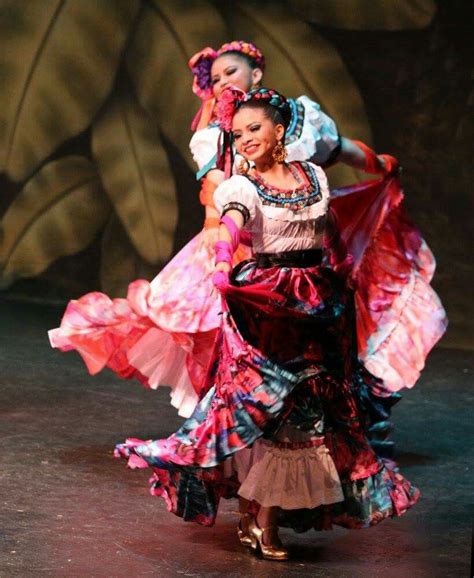 ballet folklorico mexico culture harajuku reference dance people fashion traditional
