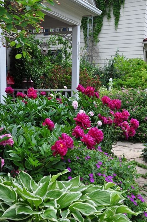 Cool 20 Cottage Gardens That Are Just Too Charming For Words