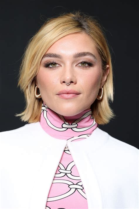 Florence Pugh Valentino Fashion Show In Paris 10022022 • Celebmafia