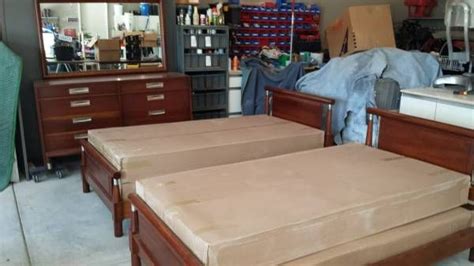 Craigslist is a great way to sell unwanted items. Solid cherry bedroom set - Antique Willett Trans-East ...