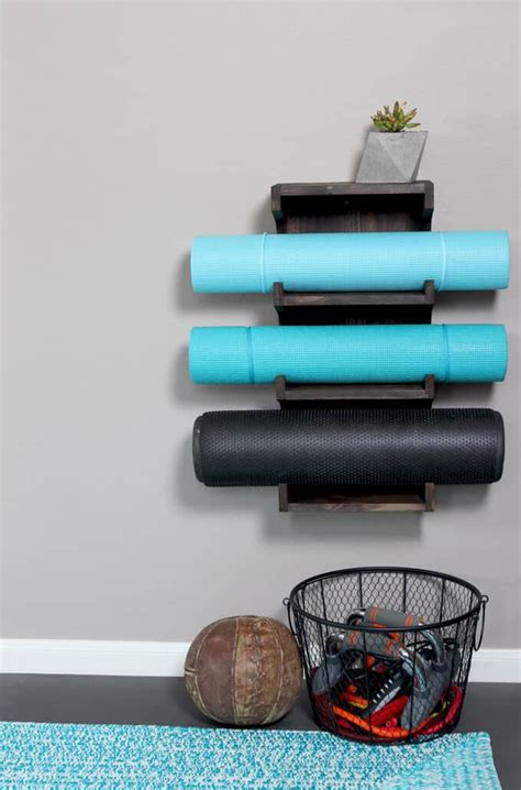 Customized storage solutions for today's hottest equipment including trx®, bosu®, vipr™. Get Inspired to Work Out With These 8 Extremely Organized ...