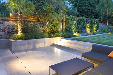 Tips On Create A Minimalist Garden With Natural Stones