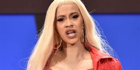 Cardi B Fully Rips Into Nicki Minaj S Fans After Her Song Leaks Online
