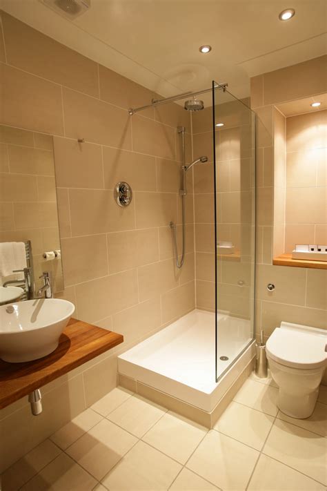Kamar mandi merupakan tempat yang sangat penting bagi kehidupan, tapi kenapa kamar mandi bagi anda yang ingin membuat desain kamar mandi minimalis ukuran 2x1 5 bisa melihat nya di. 50 Desain Kamar Mandi Shower Rumah Minimalis | RUMAH IMPIAN