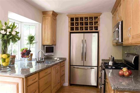 See how your favorite celebrity hosts from shows like hgtv's kitchen cousins and property brothers transformed 20 small. Modern Small Kitchen Design Ideas for Small House