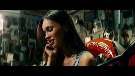 Megan Fox Sexy Scenes Hd Transformers 2 Youtube