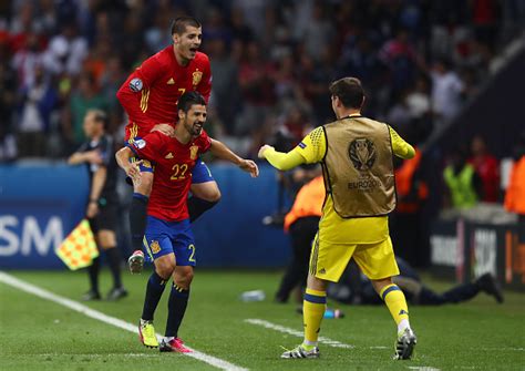 Spain euro group stage, matchday 3 full match held at nouveau stade (bordeaux) on footballia. Spain vs. Croatia Euro 2016 Preview, Predictions, Live ...