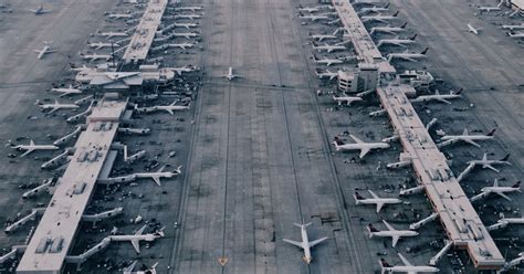 10 Busiest Airports In The World
