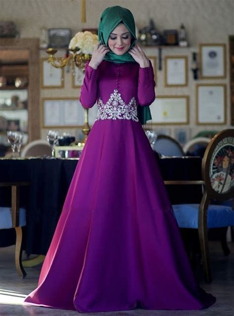 Purple Long Sleeve Muslim Evening Dresses 2017 Hijab Islamic Dubai Abaya Kaftan Beaded High Neck