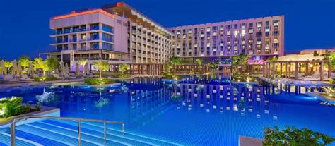 فندق دبليو مسقط كأفضل خمسة فنادق بوتيك فاخرة في سلطنة عمان