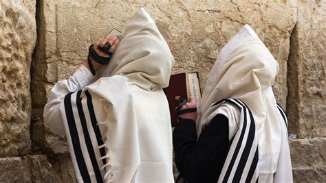 The Tallit Spiritual Significance My Jewish Learning