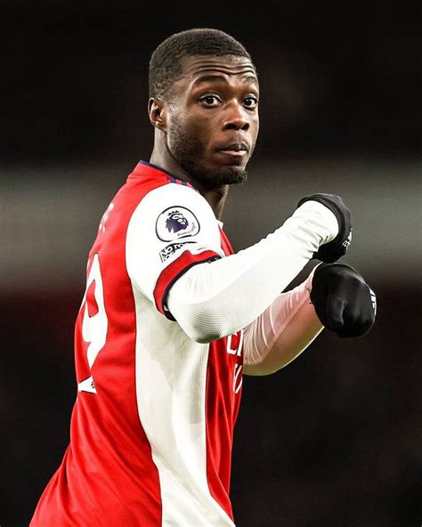 arsenal and nice have reached an agreement on a loan deal for nicolas pépé without an option to