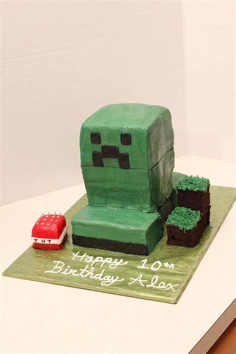 Minecraft Creeper Cake Ideas
