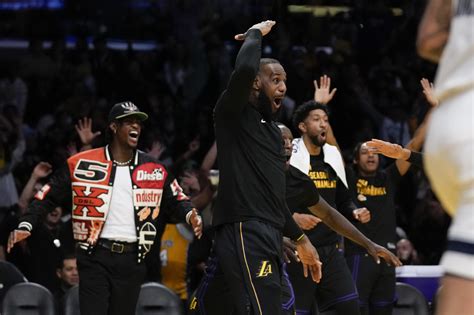 Nba Lakers Hit 22 Triples Bury Depleted Grizzlies Inquirer Sports