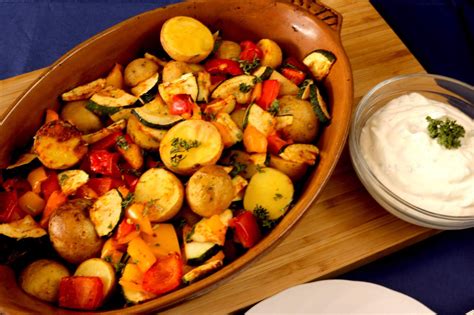 Ofengemüse mit Kartoffeln Dinner Recipes Crockpot Vegetarian Recipes