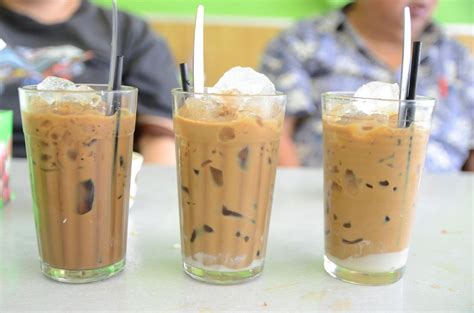 Ca Phe Sua Da Vietnamese Iced Coffees Ming Thai
