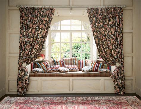 What blinds and curtains are best for a Bay window ...