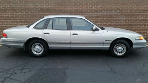 1992 Crown Victoria Lx For Sale In Lombard Illinois United States For