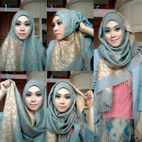 Jas lengan pendek dan celana panjang warna sama; 15 Tutorial Cara Memakai Hijab Cantik & Modern - Part 1