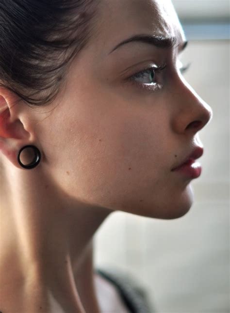 ear tunnels girl image by cansu girgin on bazı kızlar çok güzel ear piercings piercings