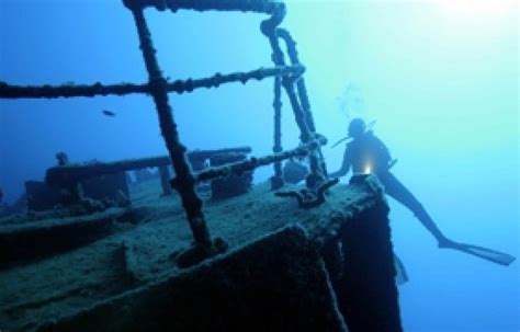 Une Convention Internationale Protège Maintenant Les Cimetières Marins