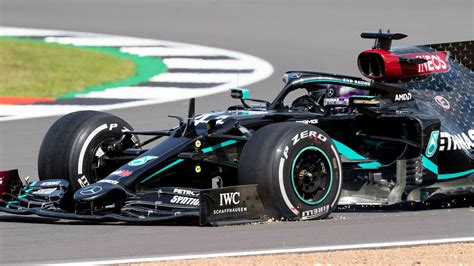 Aktuelle nachrichten und videos aus der königsklasse des motorsports. Formel 1 News: Pirelli analysiert die Reifenschäden in Silverstone | Formel 1 News | Sky Sport