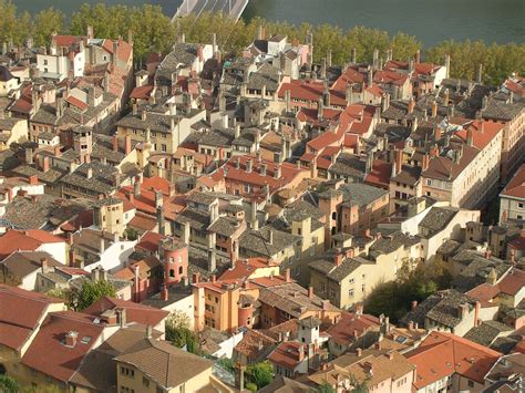 2300 highland rd, batesville, ar 72501. Vieux Lyon - Wikipedia