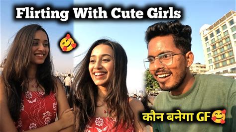 Flirting With Cute Girls 🥰 Prank Kar Dala Banegi Gf🥰 Crazy Neeraj Vlogs 😱crazyneerajvlogs