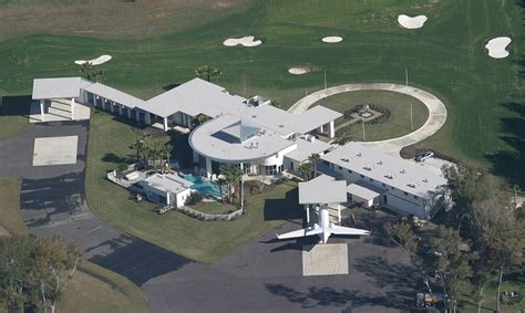 I mean, it makes sense, as travolta is an aviation fanatic and owns five planes, but wow. John Travolta's House Is A Functional Airport With 2 ...
