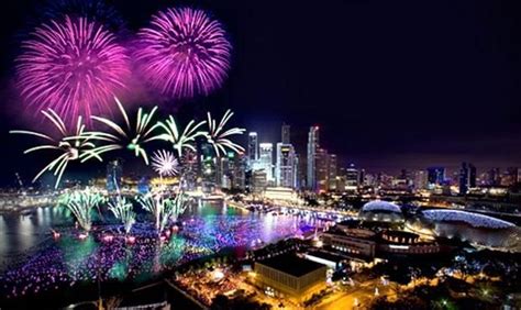 Best Hotels For 2024 New Years Eve Fireworks In Singapore