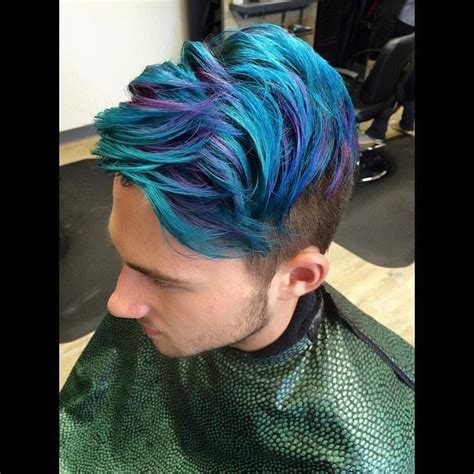 Its colors are most rich and beautiful. Pin by ʙʀᴀɴᴅᴏɴ ɢʀᴇᴇɴ on HAIR IDEAS: TURQUØISE in 2019 | Men hair color, Peacock hair, Mens hair ...