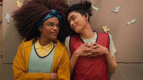 yasmin finney who plays elle in “heartstopper ” talks black trans icons vibes and more teen