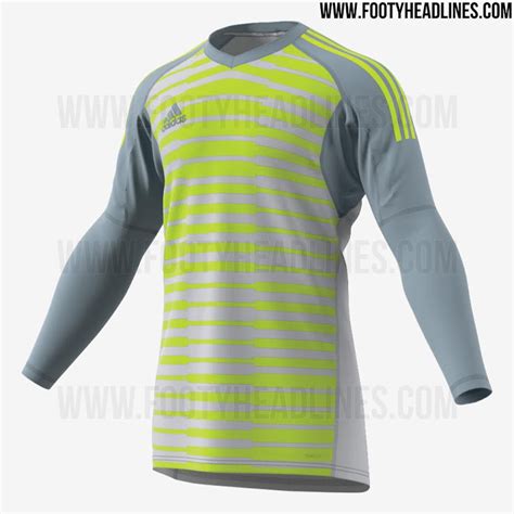 New For The World Cup Model Is A Graphic Print On The Front Which