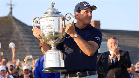 2021 PGA Championship: Phil Mickelson wins PGA Championship, becomes oldest major champion 
