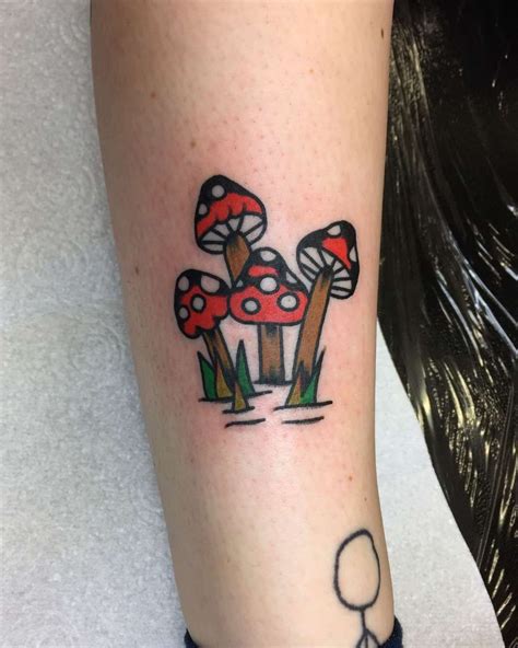 25 Mushroom Tattoo Designs And Ideas Inspiringmesh In 2020 Mushroom