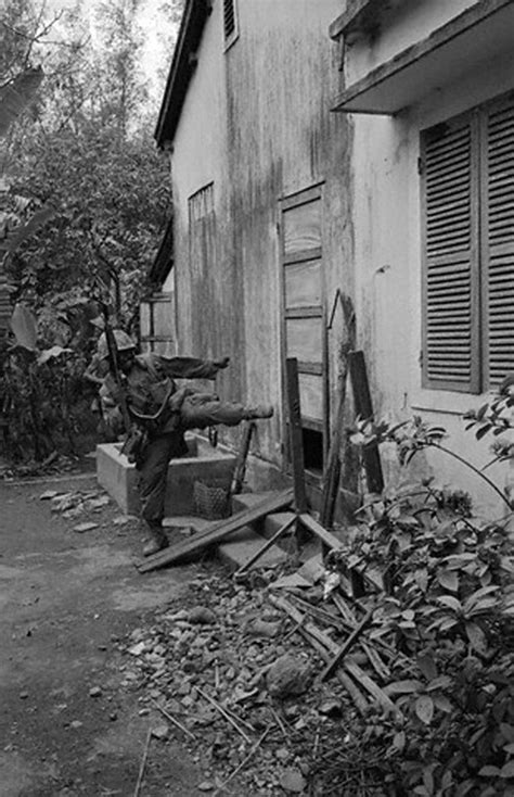 03 Feb 1968 Hue South Vietnam 03 Feb 1968 Hue South Vi Flickr