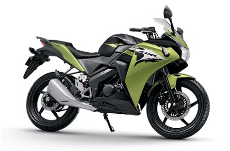 Like you, every bike has its own personality. Honda CBR 150R Price, Mileage, Review - Honda Bikes
