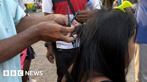 Venezuela Crisis Desperate Women Selling Their Hair Bbc News